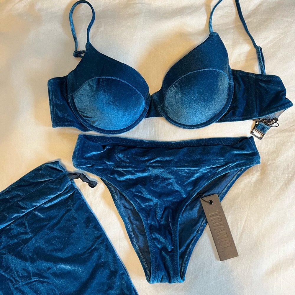 Triangl Nicola Space Blue Bikini